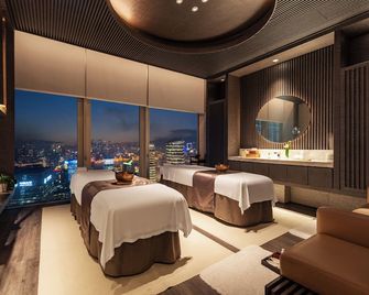 Grand Hyatt Shanghai - Shangai