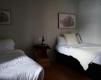 Alamoosook Lakeside Inn Orland - Orland - Habitación