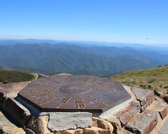 Elkhorn 17 - Mount Buller