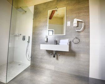 Casa Gemelli Boutique Guesthouse - Victoria - Baño