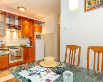 My Way Hostel Dubrovnik - Dubrovnik - Cocina
