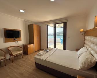 Antique Iasos Butik Otel - Kiyikişlacik - Habitación