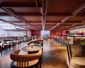 Mercure Lucknow Gomti Nagar - Лакнау - Ресторан