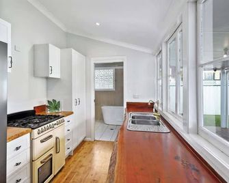 Charming 3BDR central located cottage Muswellbrook - Muswellbrook - Küche