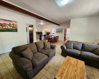 Pine Valley - Lanseria