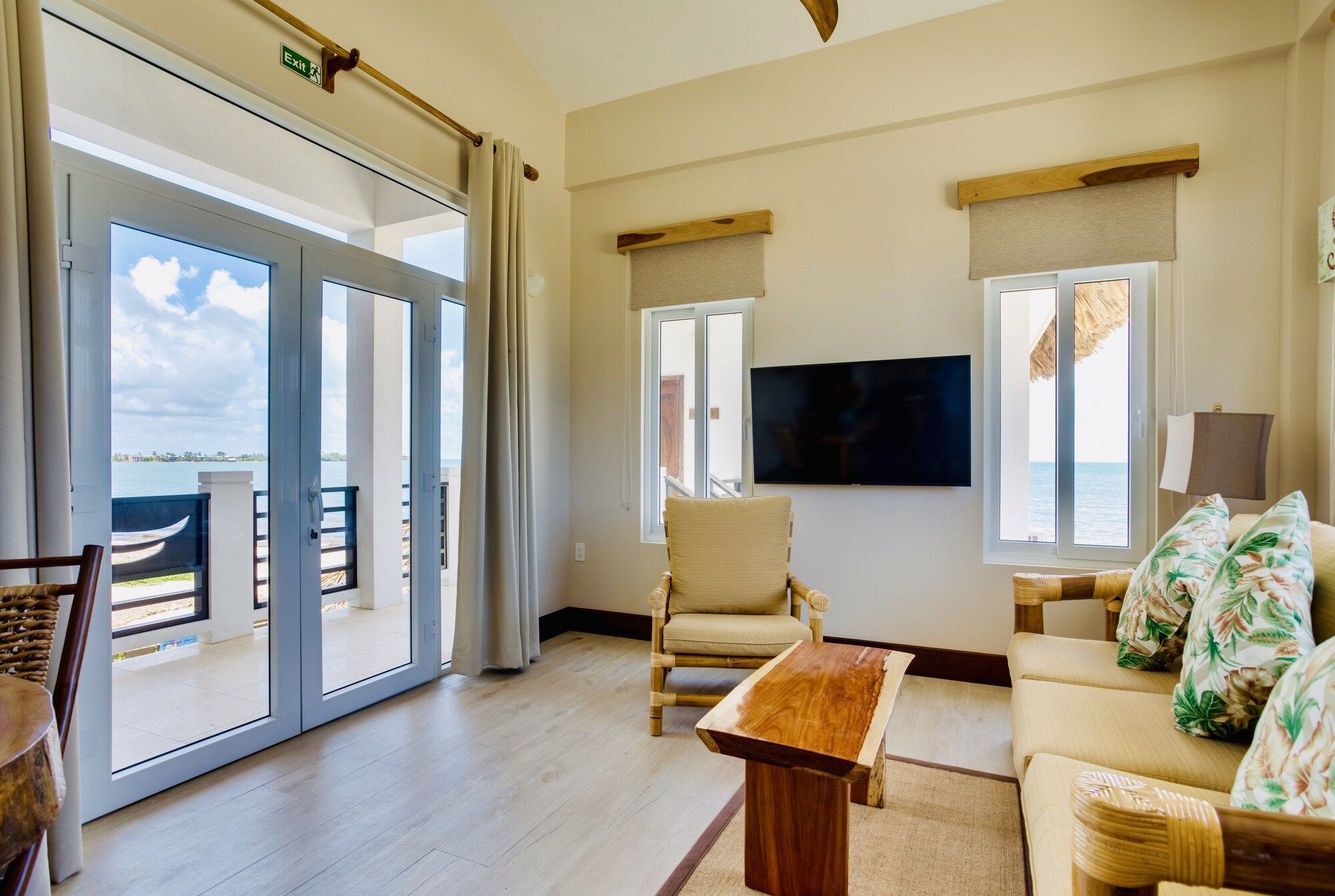 Ocean Breeze - Placencia - Vardagsrum