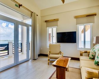 Ocean Breeze - Placencia - Vardagsrum