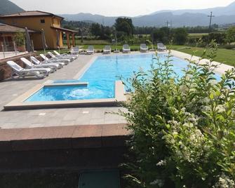 B&b Ca' Marognole - Caprino Veronese - Piscina