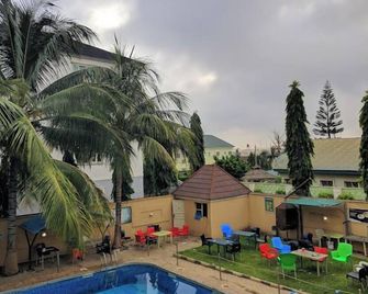 Epitome Hotel - Kaduna - Piscina