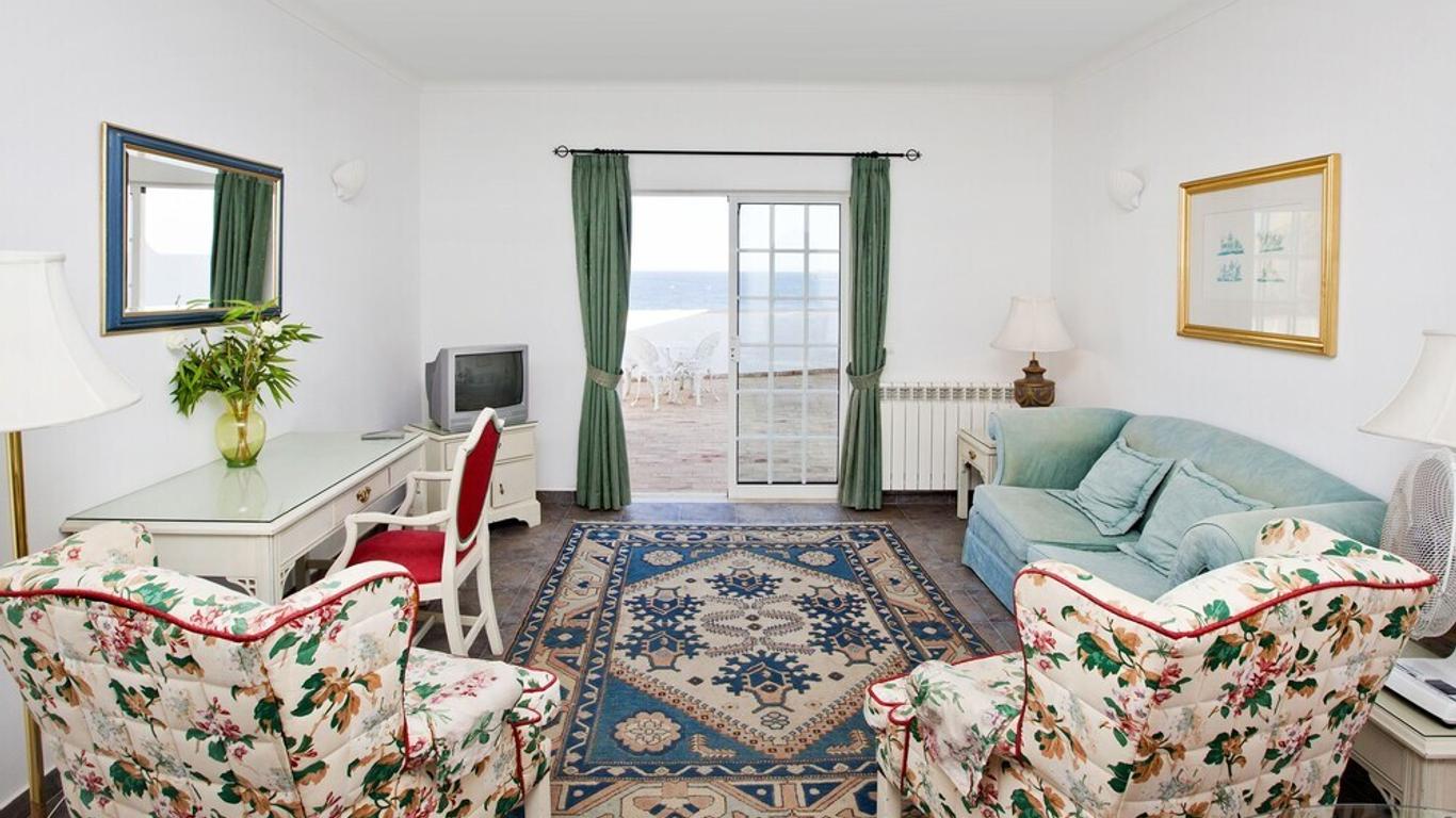 Luz Ocean Club Apartments
