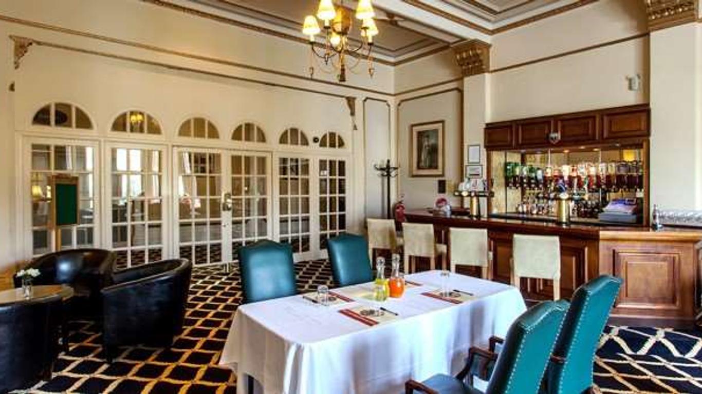 Prince Of Wales Hotel