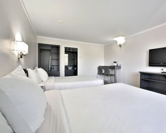 Motel Newstar Laval - Laval - Bedroom