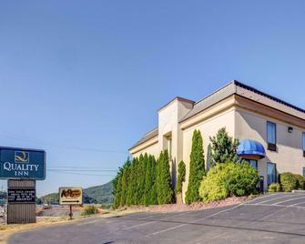 Quality Inn Troutville - Roanoke North - Troutville - Building