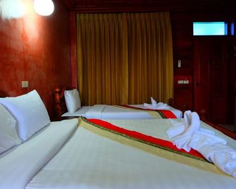 Rom Sak Resort - Hang Dong - Habitación