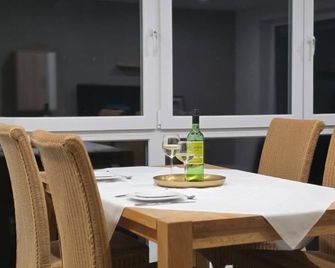 Neu! Modernes Wohnen Bad Berleburg - Bad Berleburg - Dining room