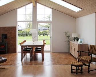 6 Person Holiday Home in Esbjerg V - Esbjerg - Eetruimte