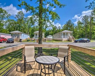 Modern Starkville Tiny Home Near Dining And Msu - Starkville - Innenhof