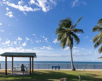 Nrma Bowen Beachfront Holiday Park - Bowen - Pláž