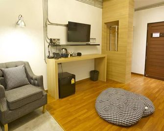 The Plug Hotel - Nakhon Si Thammarat - Huiskamer