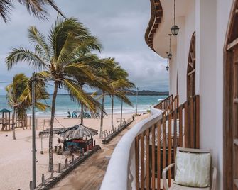 Hotel Albemarle Galapagos Beachfront - Puerto Villamil - Plage