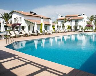 Villa Saray - Cesme - Piscina