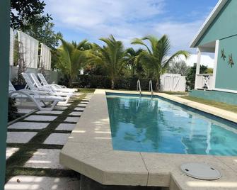 Amazing and Affordable Studio in Providenciales! - Île de Providenciales - Piscine