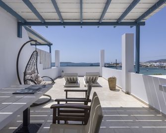 Kouros Village - Antiparos - Balcony