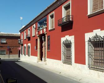 Hospederia Museo Valdepeñas - Valdepeñas