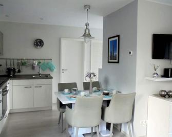 Haus Antje - New building in autumn 2017 Wohlfühloase- - Wervershoof - Comedor