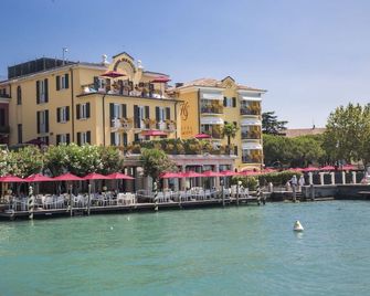 Hotel Sirmione Terme - סירמיונה