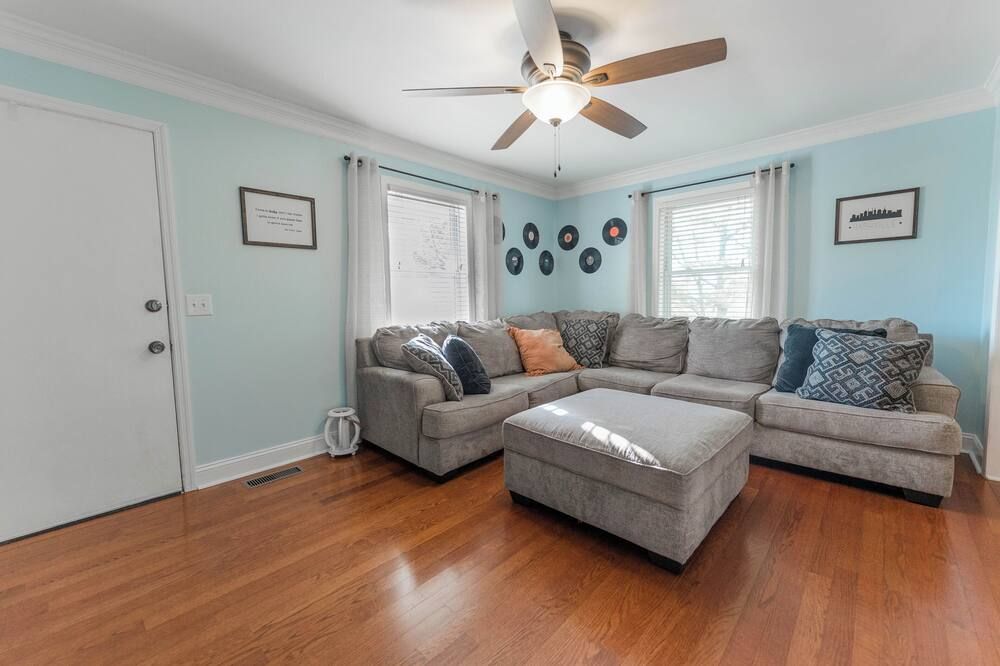 Cozy Nashville Retreat 10 Min to Broadway - Nashville - Stue