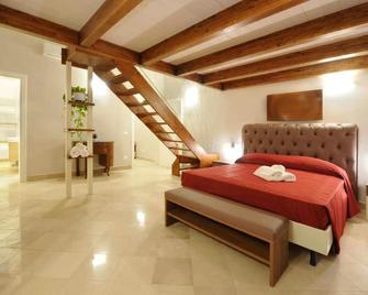 Palazzo Massari - Lecce - Schlafzimmer