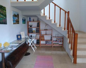 Can Quilis - Pontós - Escalier