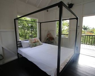 Sugar Mountain Cottage - Sawcolts - Bedroom