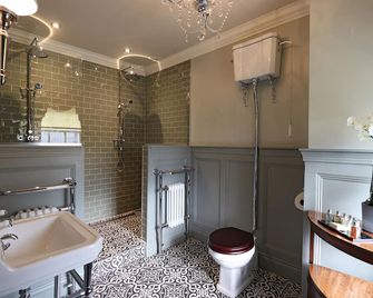 The Georgian Swansea - Swansea - Bathroom