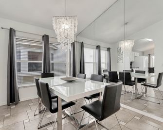 Cozykey Vacation Rentals - Kissimmee - Salle à manger