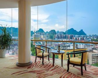 Guilin Youyouhui Prince Hotel - Guilin - Balcón