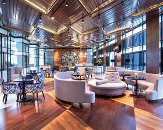 Mövenpick Hotel And Convention Centre Klia - ספאנג - טרקלין