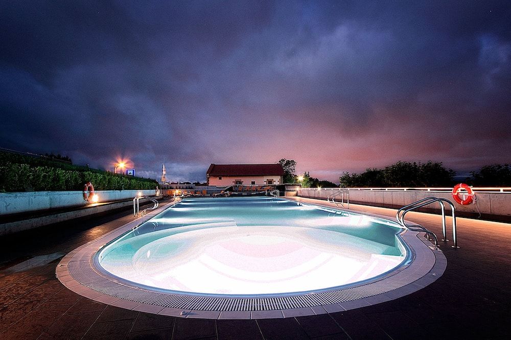 Wecamp San Sebastian - סן סבסטיאן - בריכה