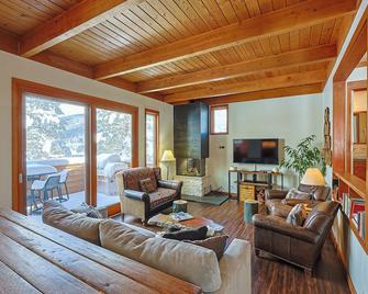 Tennis Townhome 2 Bed 2.5 Bath - Keystone - Obývací pokoj