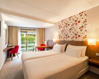 Heated Pool Nature Escape Room Near Dennenrhode Bospark Dog Friendly - Nunspeet - Bedroom