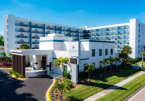 dihexa in orlando DASKK ORLANDO HOTEL NEAR UNIVERSAL BLVD, ASCEND HOTEL COLLECTION - Updated  May 2026 - 46 Photos - 7400 Canada Ave., Orlando, Florida - Hotels - Phone  Number main image 0