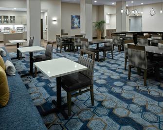 Homewood Suites by Hilton Greensboro Wendover - Greensboro - Restaurante