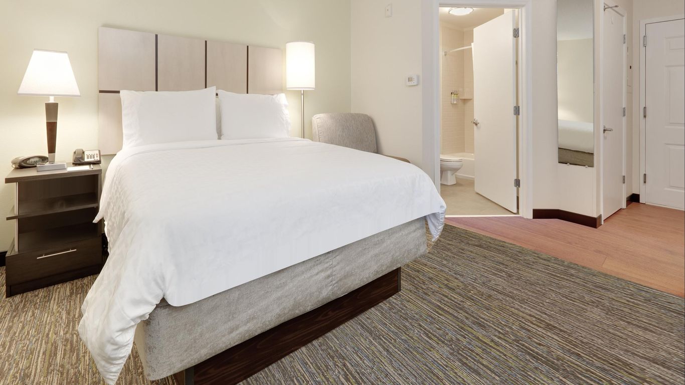 Candlewood Suites Salina By IHG