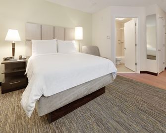 Candlewood Suites Salina By IHG - Salina - Quarto