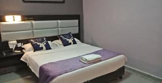 T Hotel Johor Bahru - Johor Bahru - Bedroom