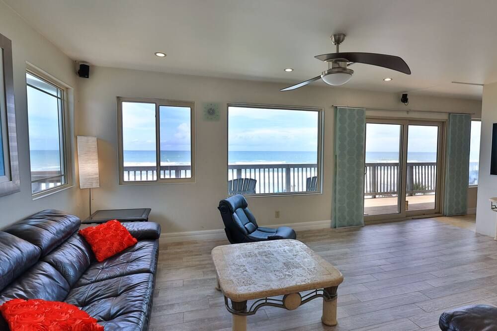 Driftwood Beach Motel - Ormond Beach - Wohnzimmer