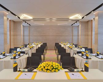 Radisson Bengaluru City Center - Bengaluru - Meeting room