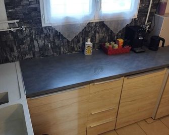 Studio Charmant et Idéalement Situé - Mitry-Mory - Cuisine