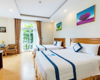 Blue Diamond Airport Hotel - Ho Chi Minh City